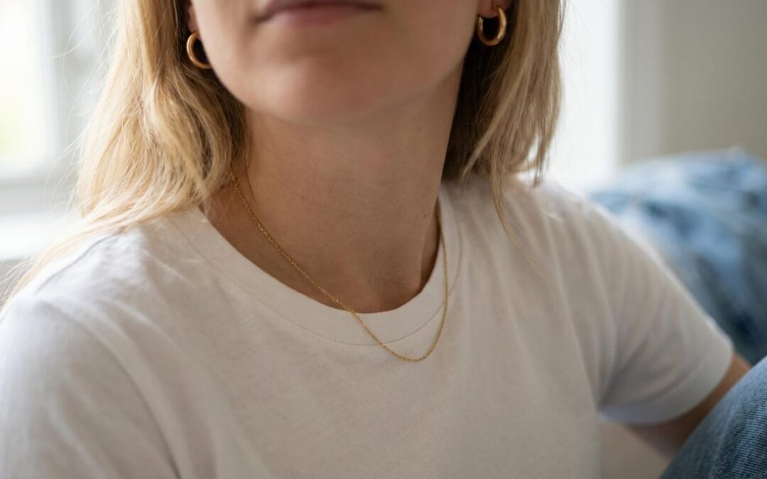 Minimalistisk vs. statement smykker: Sådan styler du efter anledningen