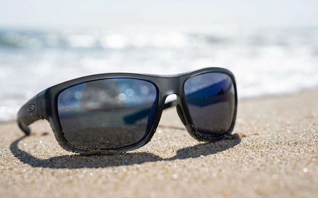 Sportsolbriller: Linser og funktioner til løb, cykling og strand